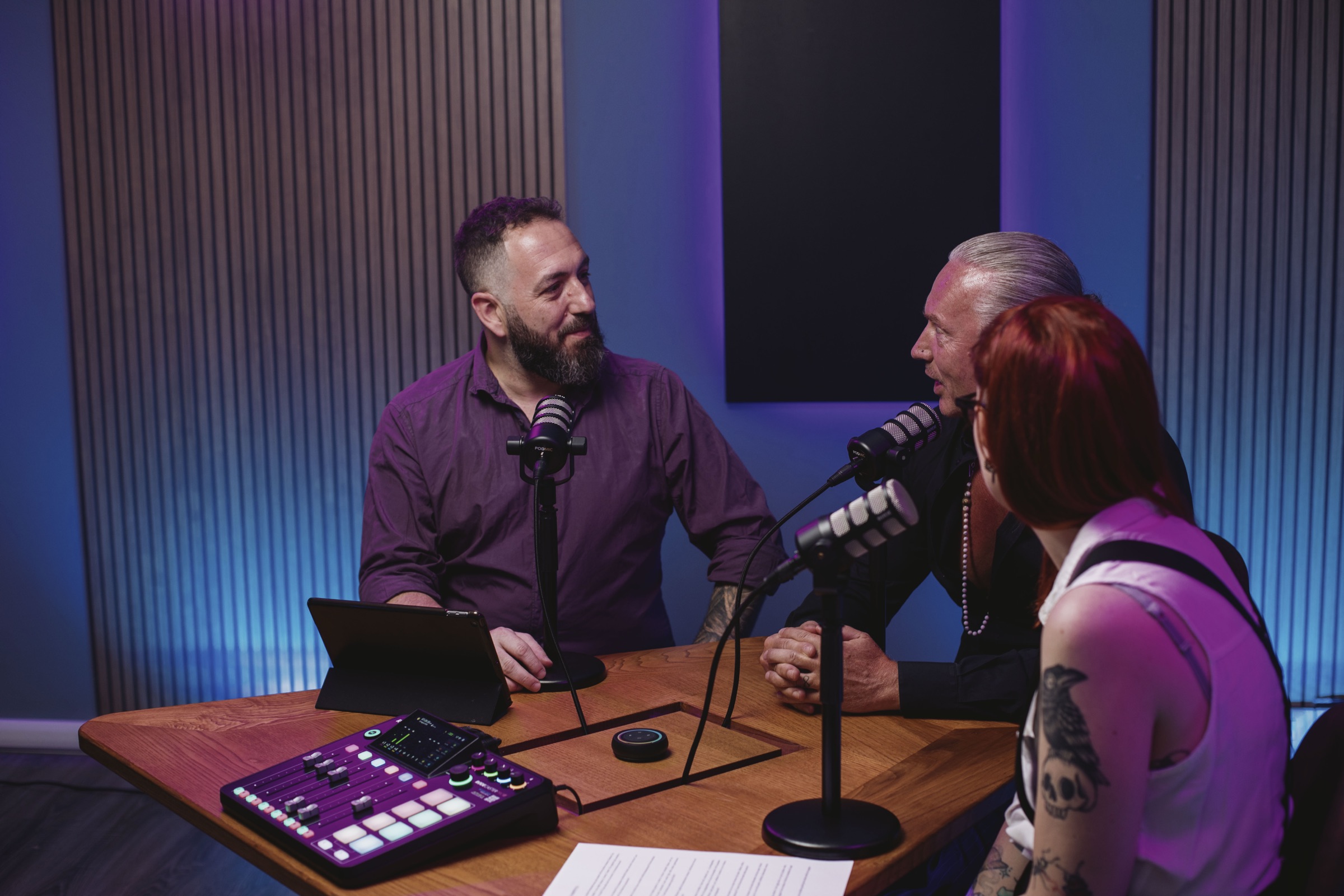 Mauro Repetto nei panni di Retinal — backstage a Sala Podcast Roma