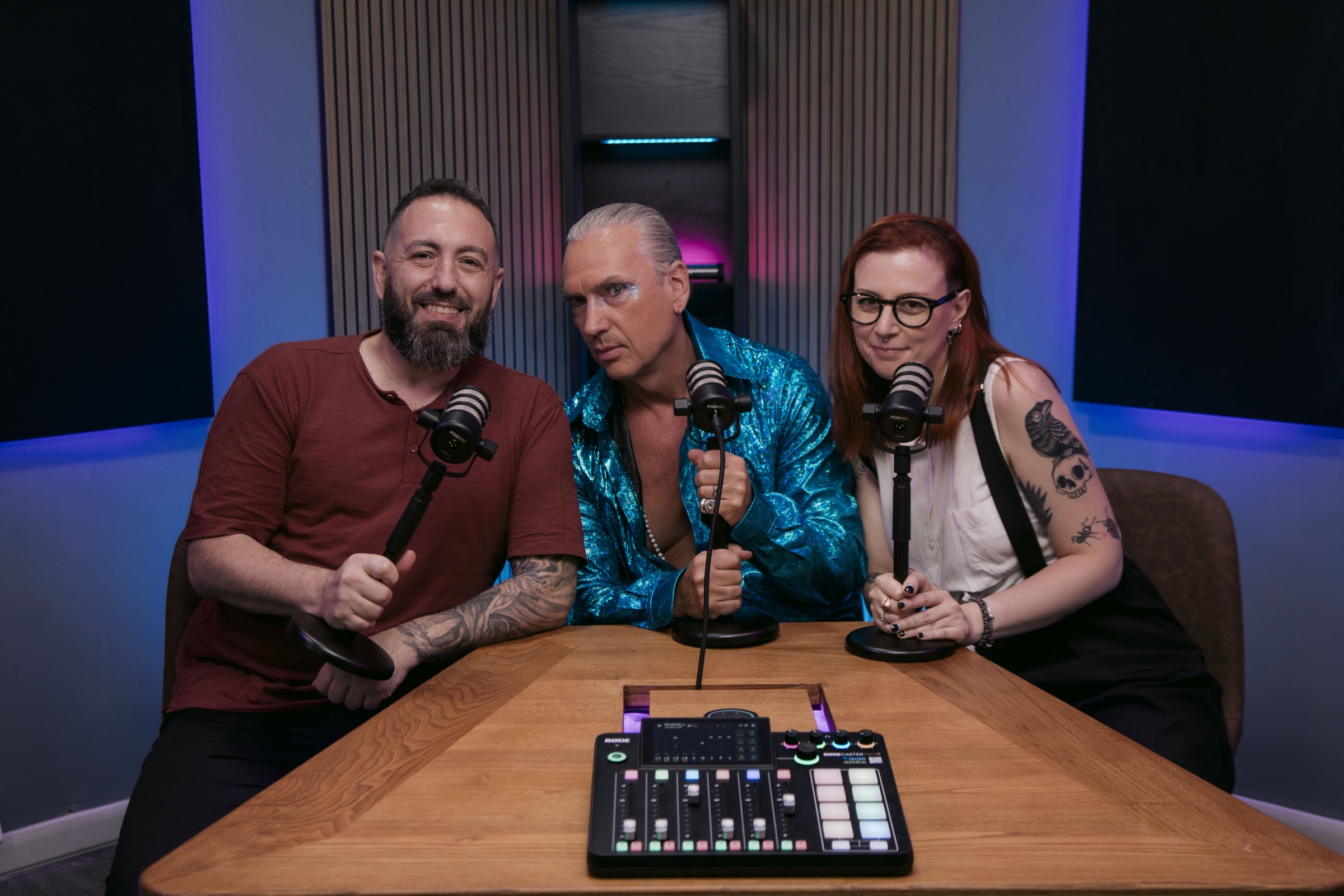 Mauro Repetto nei panni di Retinal — backstage a Sala Podcast Roma